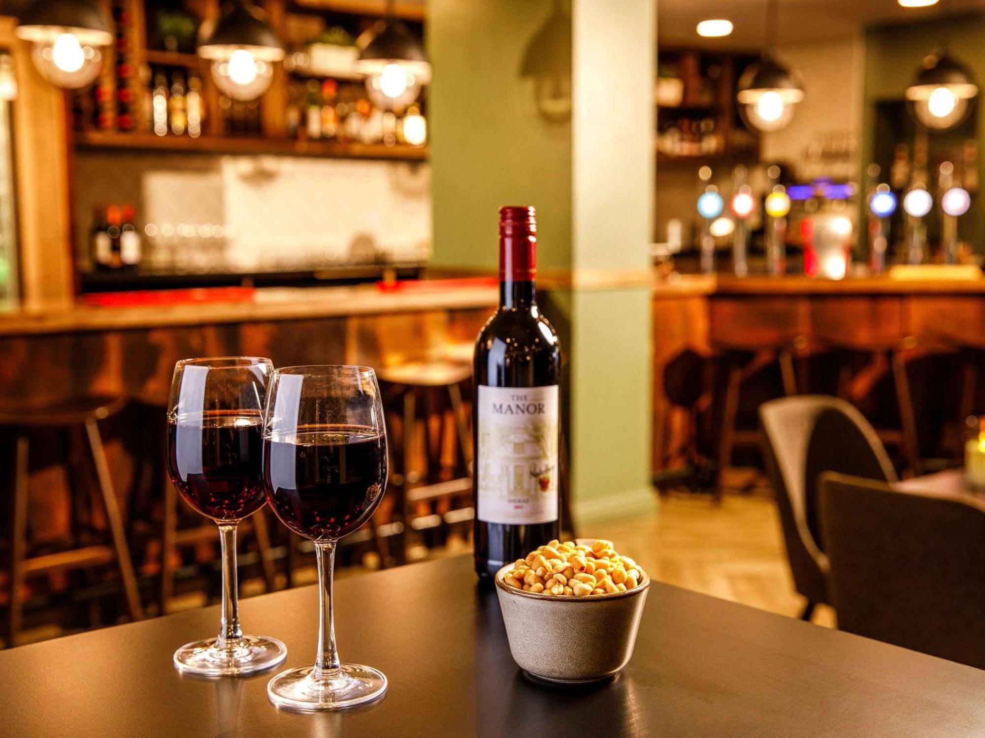 Mercure Cardiff North Hotel Eksteriør bilde
