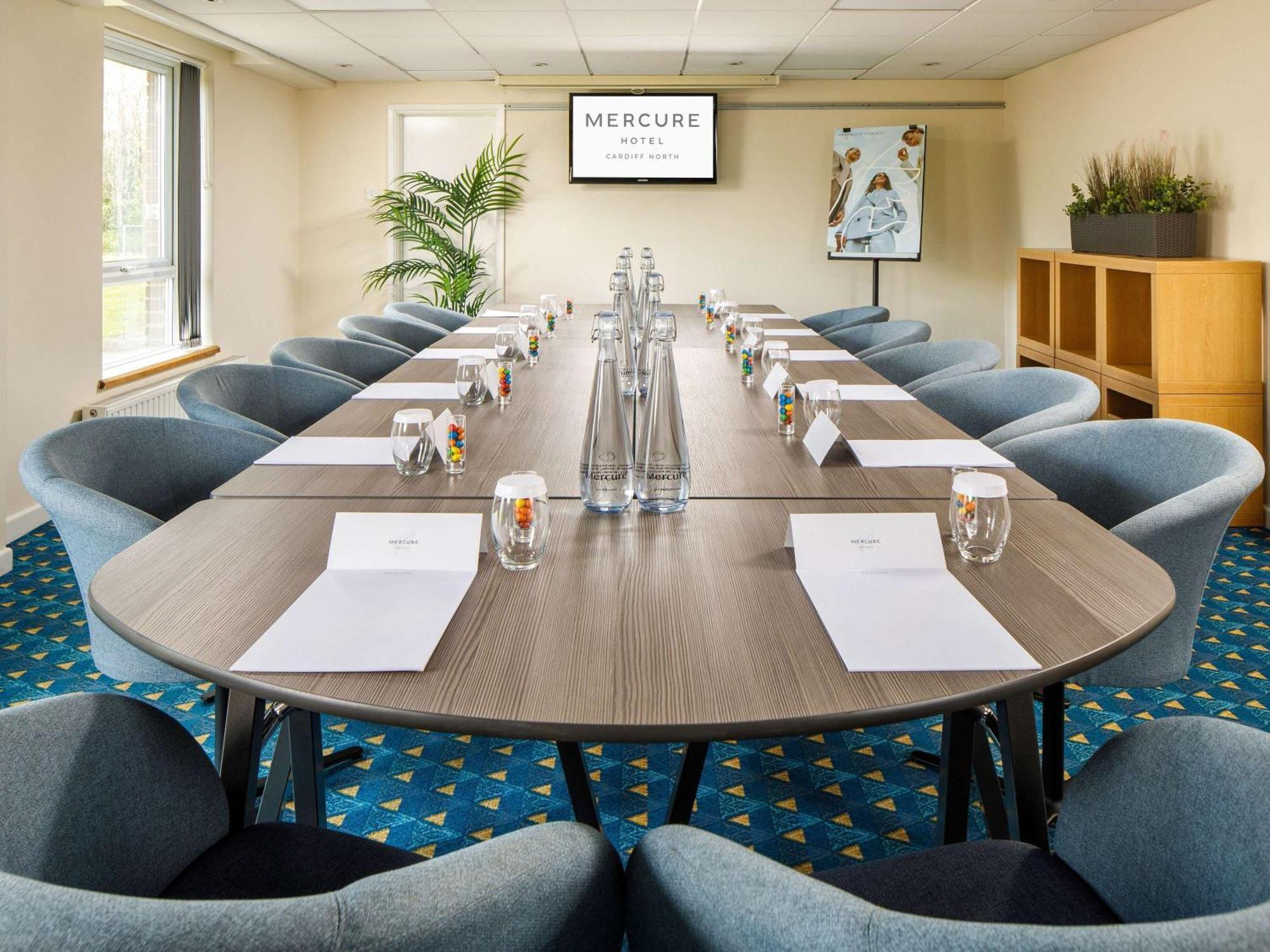 Mercure Cardiff North Hotel Eksteriør bilde