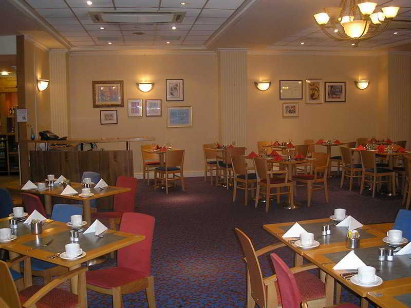 Mercure Cardiff North Hotel Restaurant bilde